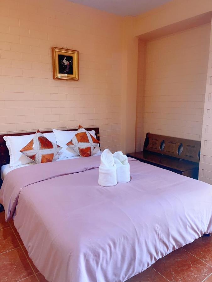 Bunraksa Resort Kamphaeng Phet Exterior foto
